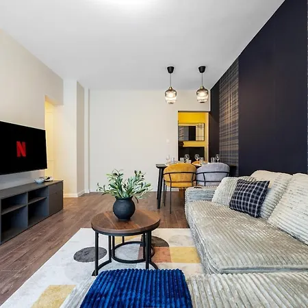 Διαμέρισμα Nestio Premium Designer 2br Center Φιλιππούπολη